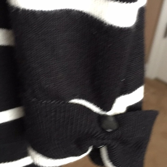 Women’s Mini Cardigan Size M Light Knit Black White Stripes Preppy Capsule - Picture 6 of 8